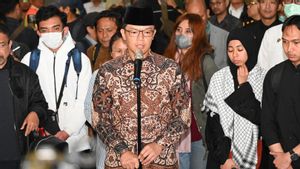 Menlu Sugiono Sambut 22 WNI Gelombang Pertama yang Dievakuasi dari Iran