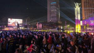 Residents Crowd The HI Roundabout On New Year's Eve, Acting Governor Of DKI: Misappropriation, Need Strong Energy