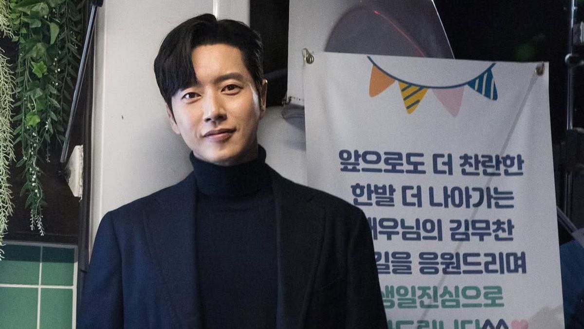 Park Hae Jin Diincar Jadi Lawan Main Jang Nara di <i>Good Partner 2</i>