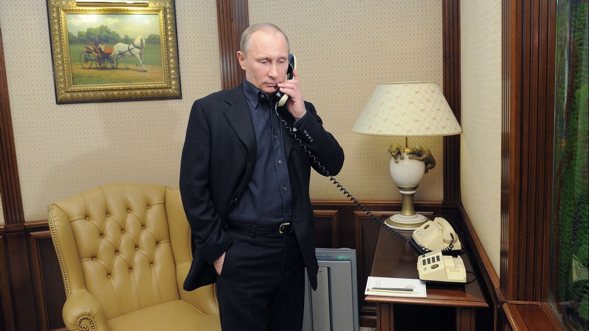 Presiden Putin Telepon Presiden Erdogan, Kremlin: Bahas Isu Global hingga Krisis Suriah dan Libya