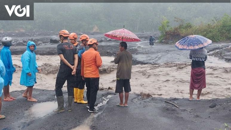 Banjir Lahar Dingin Semeru Terjang Sejumlah Jembatan Di Lumajang