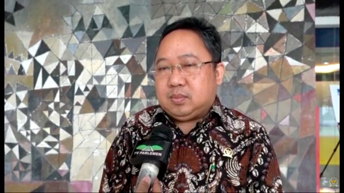 الوقت ينفد تقريبا، DPR يطلب من الرئيس جوكوي لإرسال فورا اسم المرشح لقائد القوات المسلحة الوطنية الإندونيسية