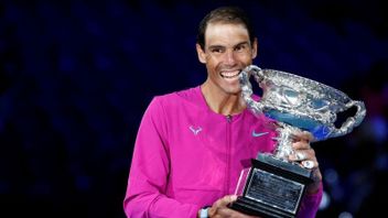 Juarai Australian Open 2022 Emosi Rafael Nadal Terkuras, Namun Belum Membuatnya Puas
