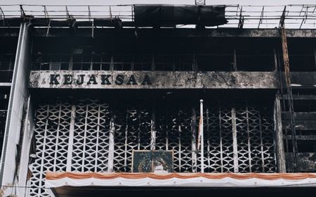 Kebakaran Gedung Akibat Puntung Rokok, Ini Tanggapan Kejagung