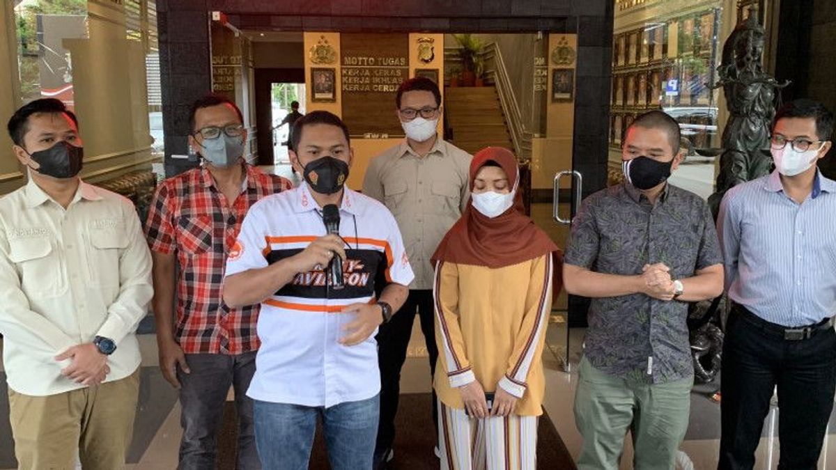Diperiksa Polisi, Wisatawan Positif COVID-19 yang Jalan-jalan di Malang: Kami Minta Maaf, Mohon Ampun