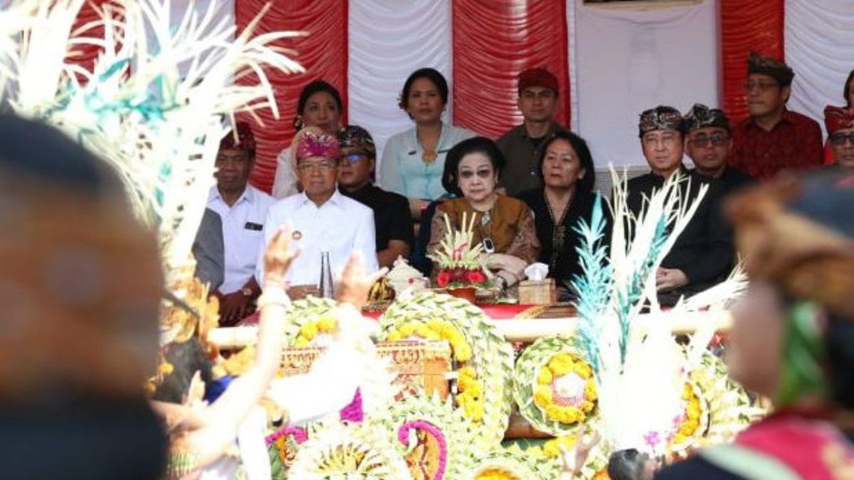 Governor Wayan Koster's Reason For The Bali Arts Festival Opened By Megawati