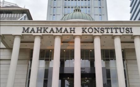 MK Tolak Uji Materi Gaji Dosen Swasta Dibayarkan dari APBN-APBD