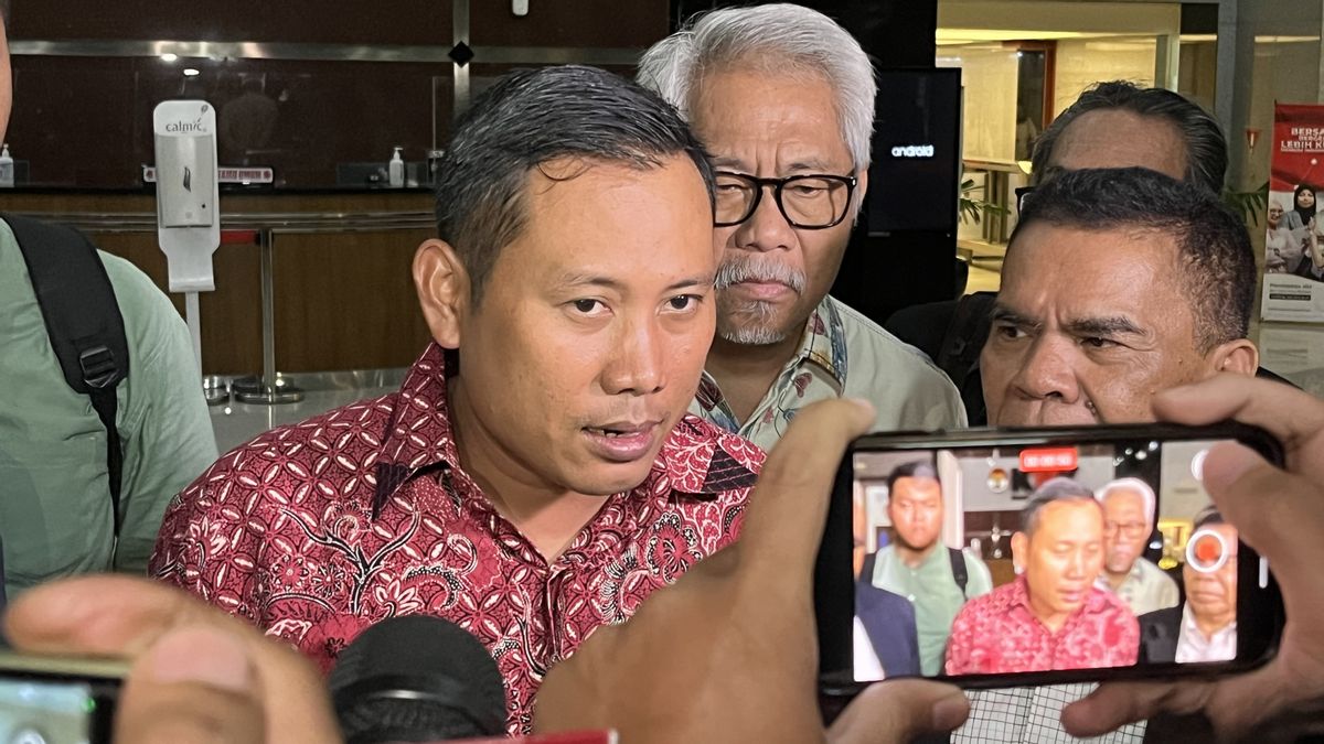 Kusnadi Staf Hasto Kristiyanto声称KPK没收的手机上没有关于Harun Masiku的谈话