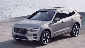 Volvo Torehkan Hasil Positif, Mobil PHEV Kuasai Segmen Penjualan Kendaraan Ramah Lingkungan Selama Agustus