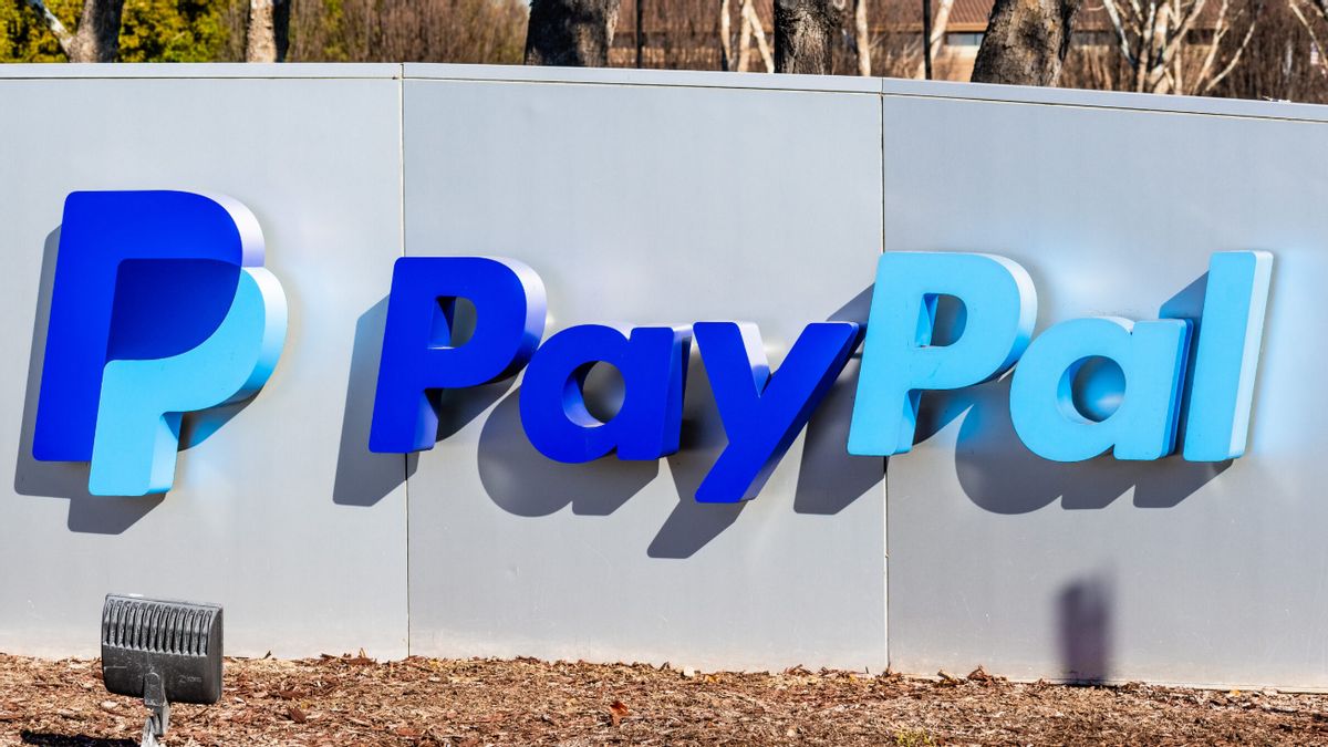 Falling Into The World Of Crypto, Paypal Launches PYUSD Stablecoin