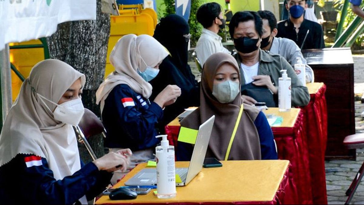 Ratusan Santri dan Kiai di Yogyakarta Ikuti Vaksinasi <i>Booster</i>