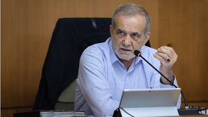 Presiden Iran Serukan Persatuan Negara Muslim untuk Hentikan Pembantaian Israel di Gaza