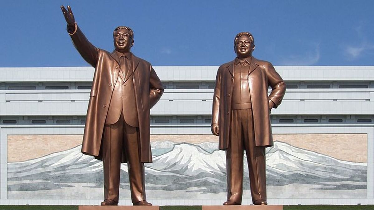 最後の「天朝」 毛沢東・金日成時代の　中国と北朝鮮 上下