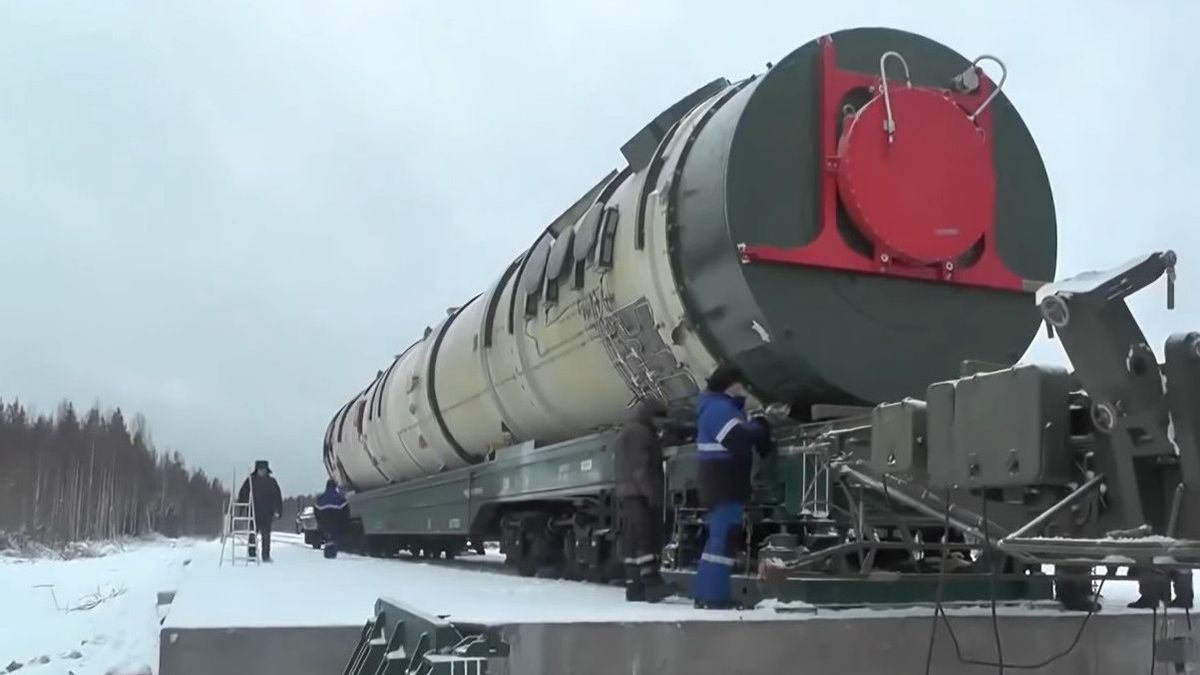 ICBM Sarmat Terbaru Rusia Siap Masuki Tahap Pengujian, Mampu Kirim 10 Ton Hulu Ledak MIRV ke Seluruh Dunia