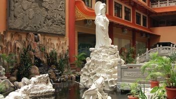 Tempat Wisata Bersejarah di Medan: Maha Vihara Maitreya, Wihara Terbesar di Asia Tenggara yang 