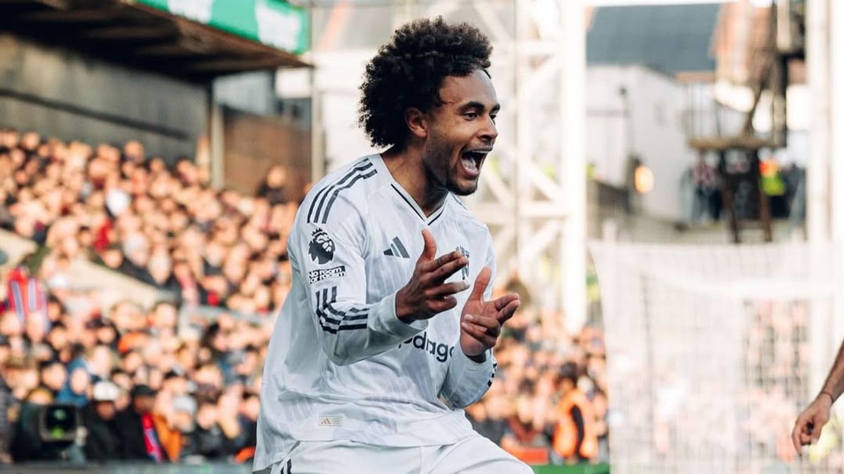 Manchester United Menunda Keputusan Kepergian Joshua Zirkzee
