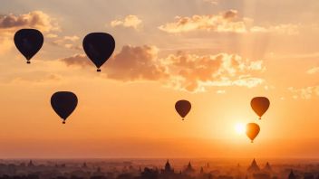 Jordanian Army Intercepts Captagon Drug Smuggling Using Flying Balloons On The Border