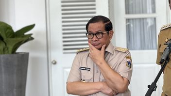 균열로 인한 그로골 고속도로에서 곤경에 빠진 오졸, 프라모노는 사과한다