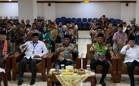 Lebih Banyak jadi Konsumen, Wagub Riza Patria Dorong Umat Islam jadi Produsen Bangun Ekonomi Nasional