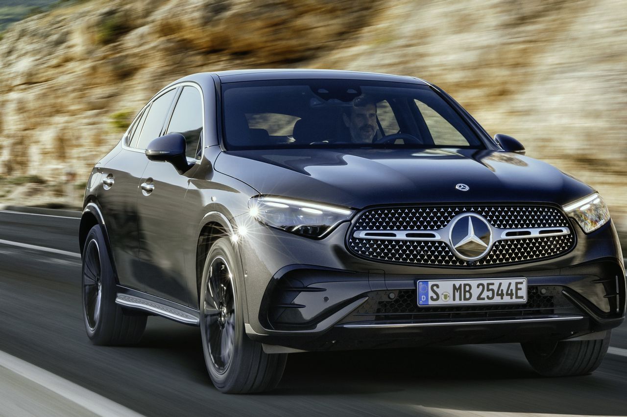 Mercedes-Benz GLC Hybrid System Problem 300 2023: Vehicle Can't Be Turned On, NHTSA Investigates