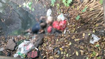 チパユン・ジャクティムで発見されたほぼ裸の正体不明の男性の遺体