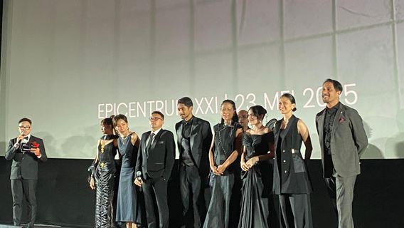 Ada Miskomunikasi, Arya Saloka Lakoni Adegan Tak Biasa di <i>Dendam Malam Kelam</i>