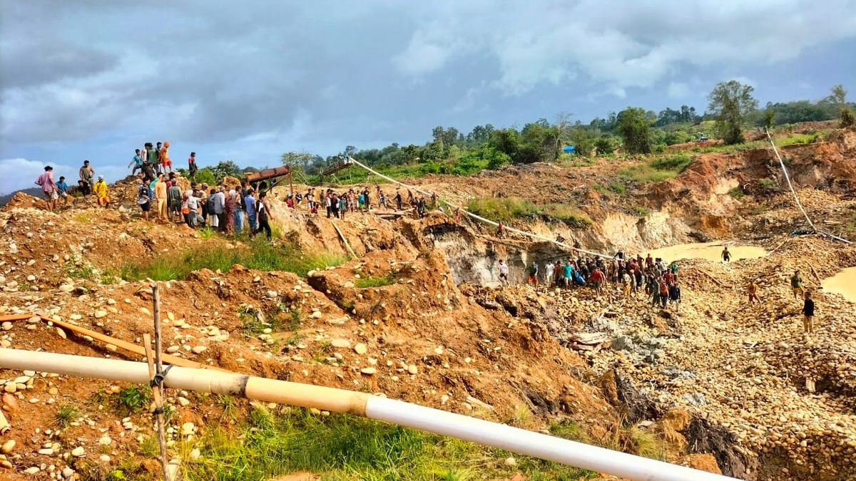 مقتل 2 من الرجال في المدينة المنورة شمال سومطرة جراء انهيار أرضي أثناء تعدين الذهب