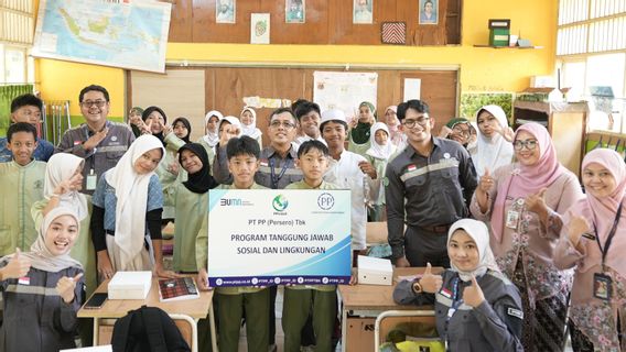 PTPP Rayakan Hardiknas 2025 dengan 'Bekal PPintar', Dukung Gizi Anak Sekolah di Daerah 2025