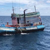 2 Kapal Vietnam Pencuri Ikan Ditangkap di Laut Natuna Utara
