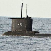Keluarga Awak KRI Nanggala-402 di Bali Gelar Upacara Agama Pejati