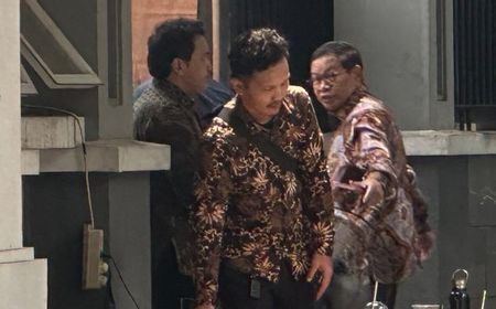 Pramono Anung Datang ke Kawasan Rumah Prabowo