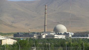 イランは年末にオープンする前の2015年に閉鎖された原子炉をテストする
