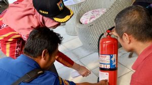 Tim Gabungan Sidak APAR di Perkantoran dan Rumah Warga Kawasan Gambir, Ditemukan Ada Kantor yang Tak Miliki APAR