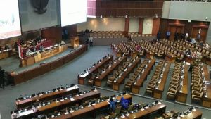 DPR Usul Gerbong Kereta Khusus Perokok, Wapres Gibran Minta Anggota Dewan Ketahui Prioritas