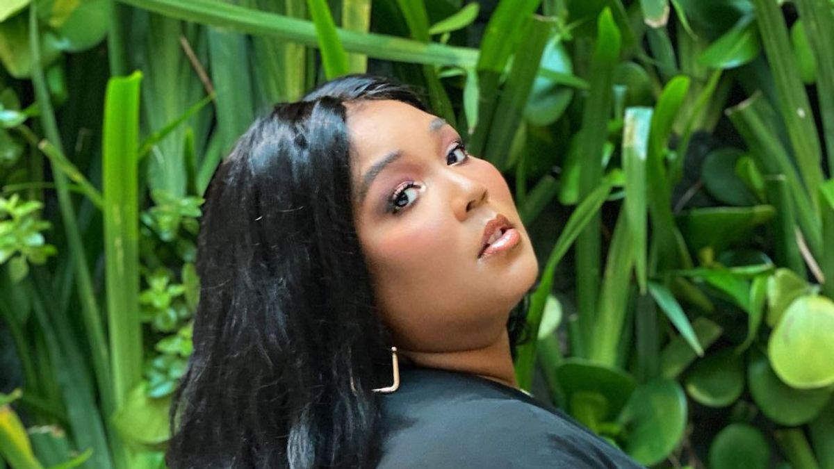 Lizzo's Match Against The Negative Stigma His Fans Attached