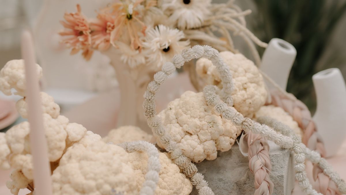 Tren Pernikahan 2026: Petal Dreamscapes