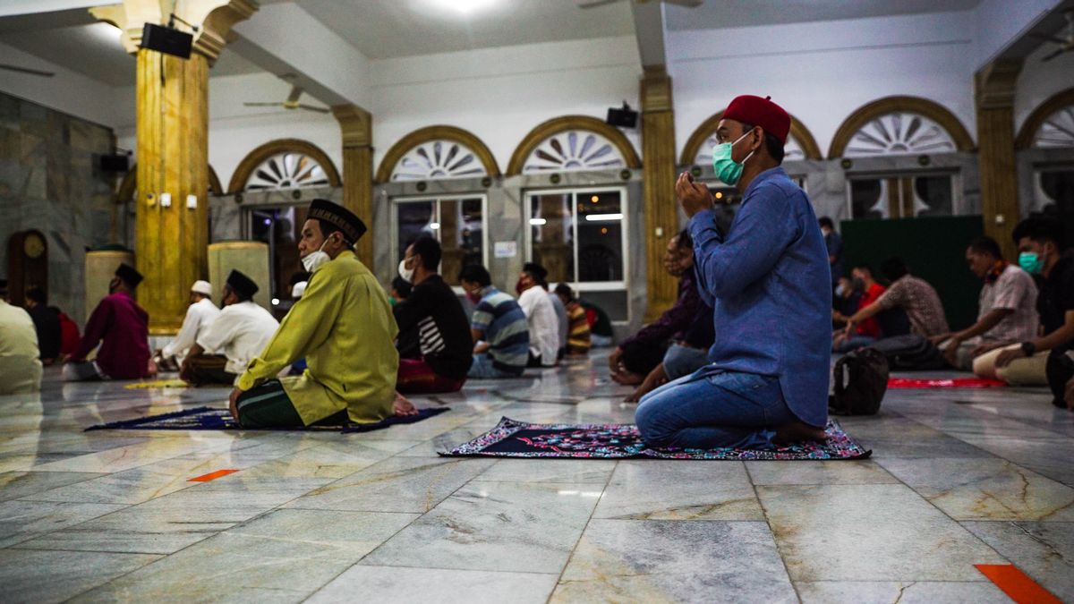 Ce Sont Les Dispositions Relatives Aux Lieux De Culte Lorsque Le PSBB De Jakarta Est à Nouveau Mis En œuvre