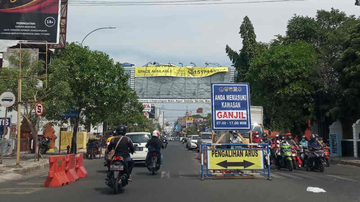 Le Système étrange De Véhicules De La Ville De Cirebon S’est Arrêté Après Que Le Cas De COVID-19 Y Ait été Touché