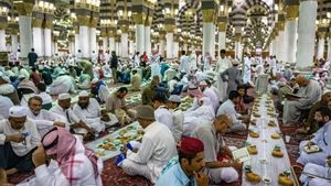 Masjid Nabawi Siapkan 1 Juta Takjil Gratis untuk Buka Puasa, dengan Syarat Harus Dihabiskan Selama 10 Menit
