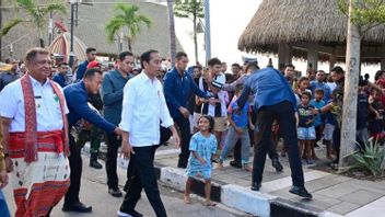 Le président Jokowi continue sa visite de travail à Kupang