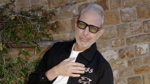 <i>For Good</i>, Jeff Goldblum Berhenti Makan Daging Usai Syuting <i>Wicked</i>