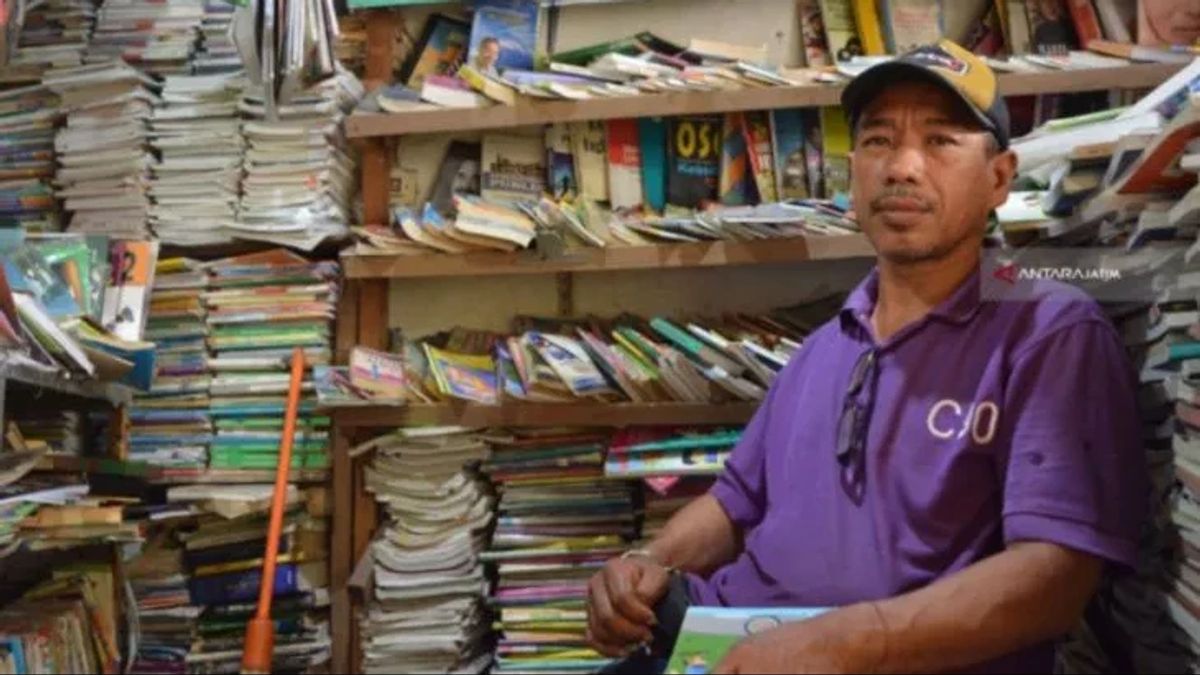 Nasib Pedagang Buku Bekas di Lapangan Merdeka setelah Ada Revitalisasi