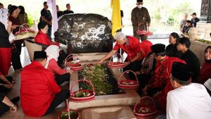 Ziarah ke Makam Bung Karno, Ganjar: Ibu Megawati Sudah Lama Mengajak 