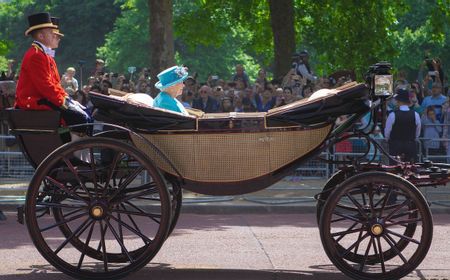 Cristiano Ronaldo Tahu Betul Pentingnya Ratu Elizabeth II untuk Warga Inggris