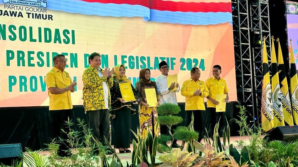 戈尔卡尔为四个地区的地区选举提供建议:东爪哇有Khofifah Cagub到Gus Haris Cabup Probolinggo
