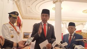 Resmi Dilantik, Jokowi Minta Sri Sultan-KGPAA Paku Alam X Fokus Kendalikan Harga Pangan dan Inflasi di DIY