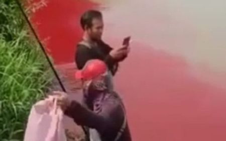 Kata Wali Kota Tangsel, yang Bikin Sungai Cisadane Berubah Merah Ternyata Limbah Plastik Sosis