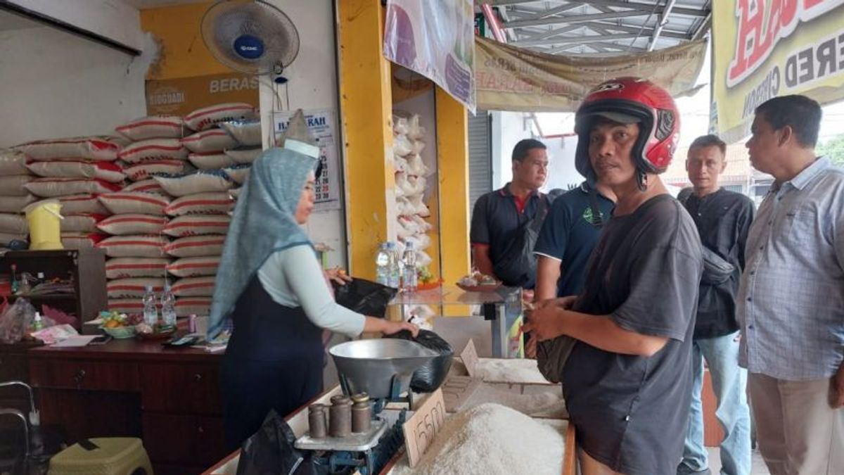 stabilisé, le prix du riz à Cirebon a progressivement chuté
