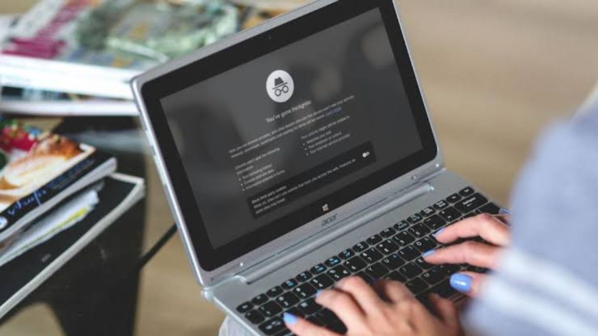 لا تخدع ، هذان حقيقتان مهمتان في أزياء Incognito