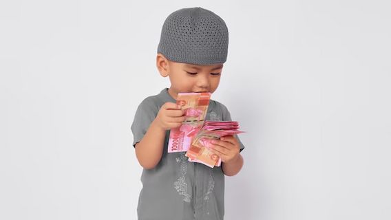 Kriteria Anggota Keluarga yang Sebaiknya Diberi THR